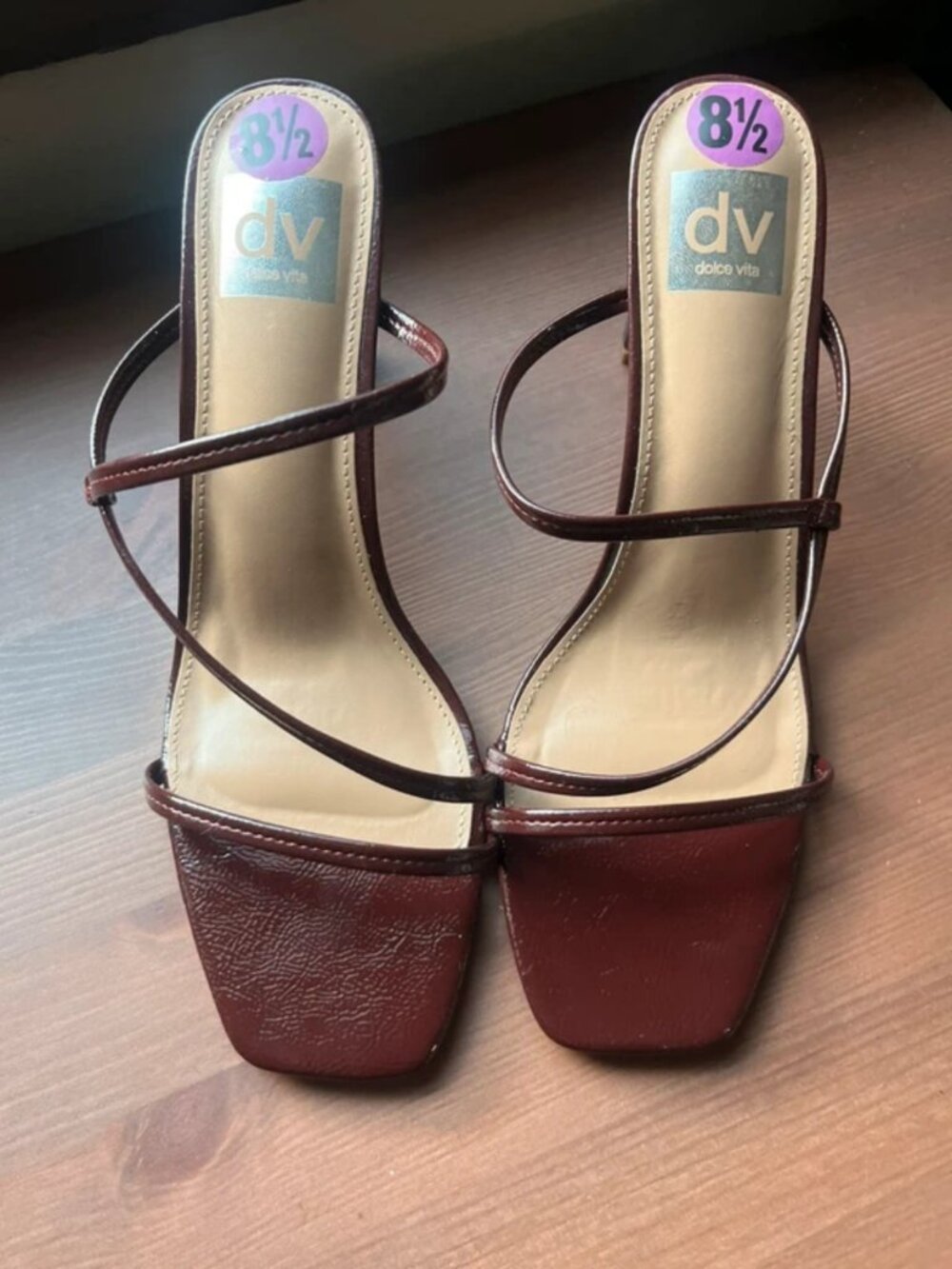 New never worn heels